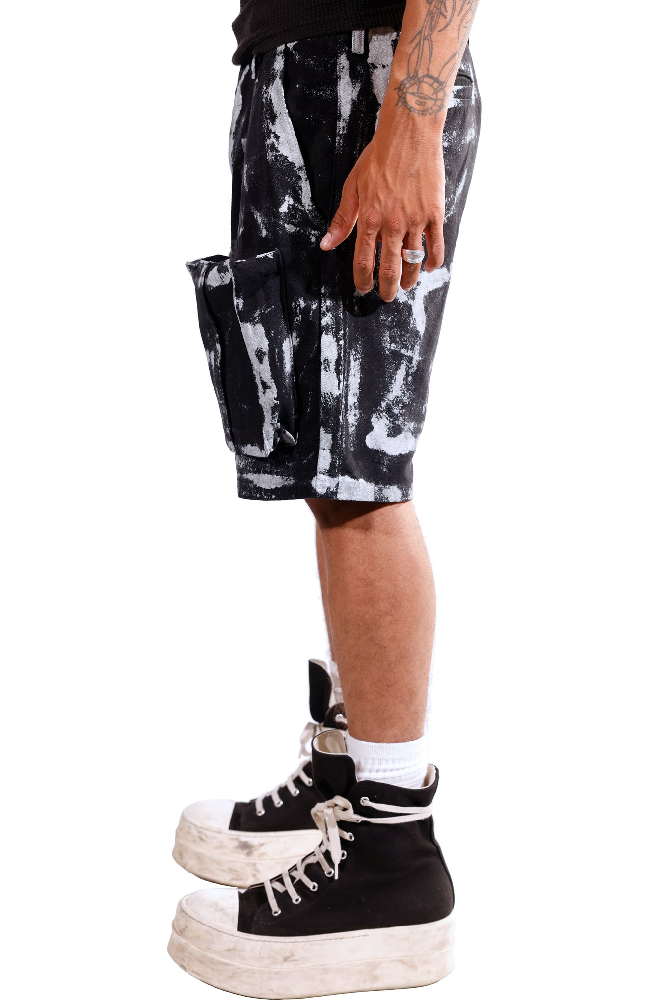 Cargo Painter Shorts Black